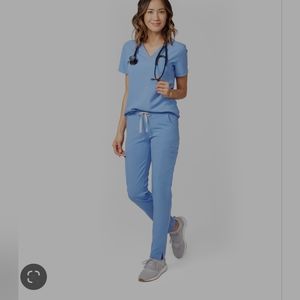 Figs Scrub set in Ceil Blue